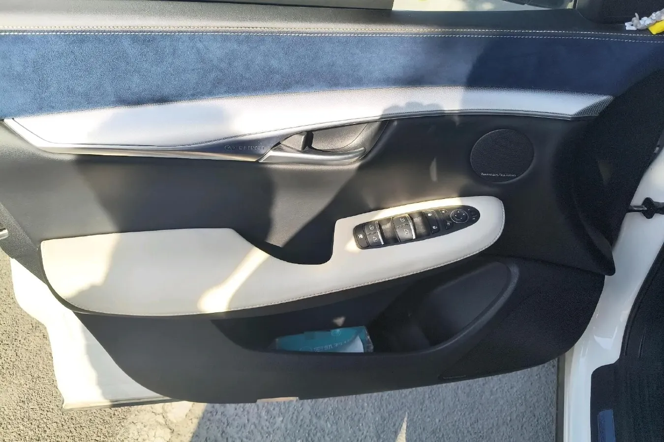 2022 Infiniti QX50 2.0T 245HP L4 CVT,autocango,china used car exporter,china ev exporter,chinese used car exporter,chinese used ev exporter