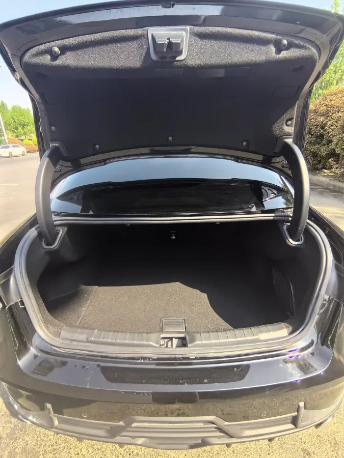 2020 LYNK&CO 03 2.0T 190HP L4 6AT,autocango,china used car exporter,china ev exporter,chinese used car exporter,chinese used ev exporter