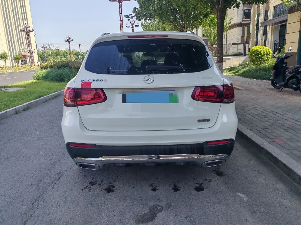2020 Mercedes-Benz GLC Class 2.0T 197HP L4 9AT,autocango,china used car exporter,china ev exporter,chinese used car exporter,chinese used ev exporter