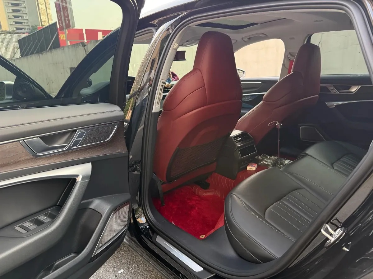 2023 Audi A6L 2.0T 245HP L4 7DCT,autocango,china used car exporter,china ev exporter,chinese used car exporter,chinese used ev exporter