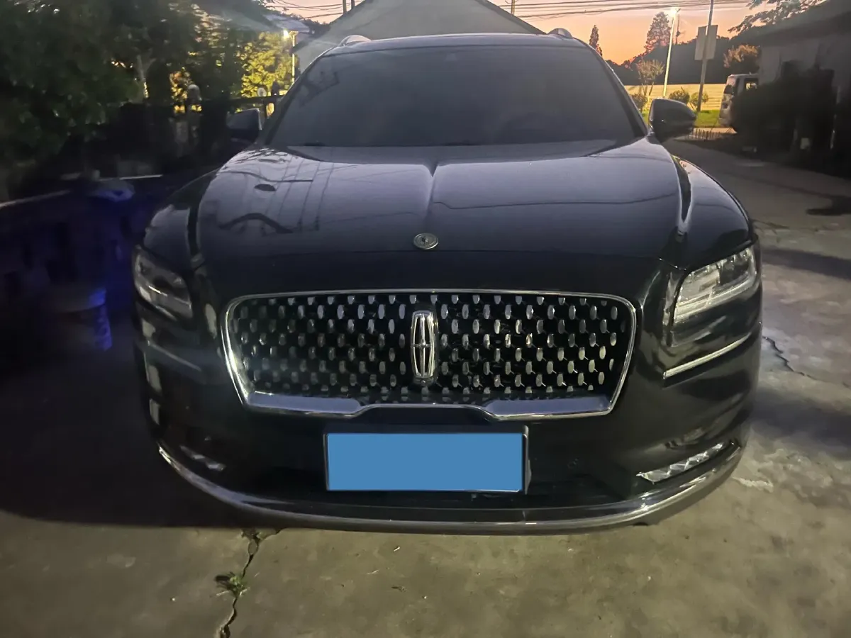 2021 Lincoln Nautilus 2.7T 322HP V6 8AT,autocango,china used car exporter,china ev exporter,chinese used car exporter,chinese used ev exporter