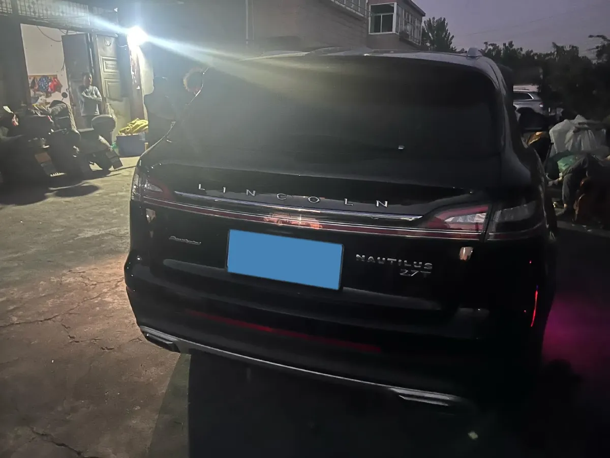 2021 Lincoln Nautilus 2.7T 322HP V6 8AT,autocango,china used car exporter,china ev exporter,chinese used car exporter,chinese used ev exporter