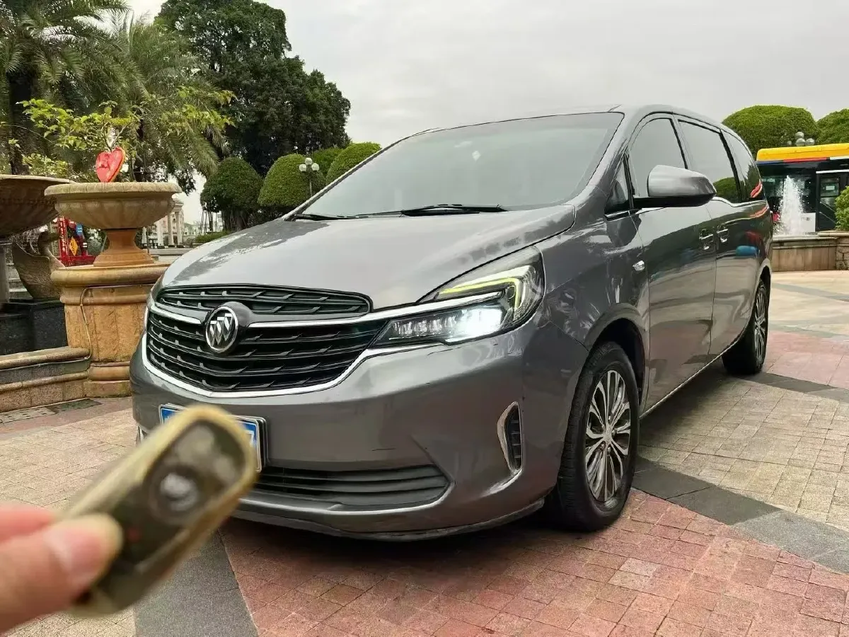 2021 Buick GL8 2.0T 237HP L4 9AT,autocango,china used car exporter,china ev exporter,chinese used car exporter,chinese used ev exporter