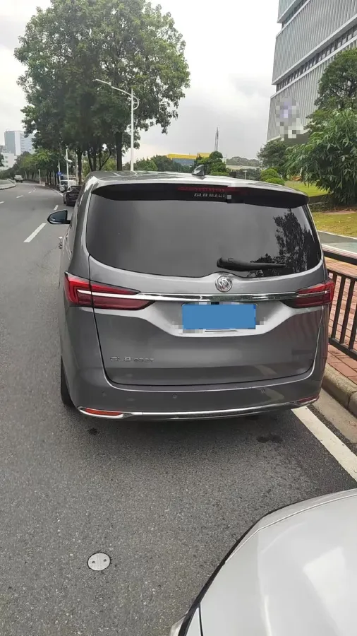 2021 Buick GL8 2.0T 237HP L4 9AT,autocango,china used car exporter,china ev exporter,chinese used car exporter,chinese used ev exporter