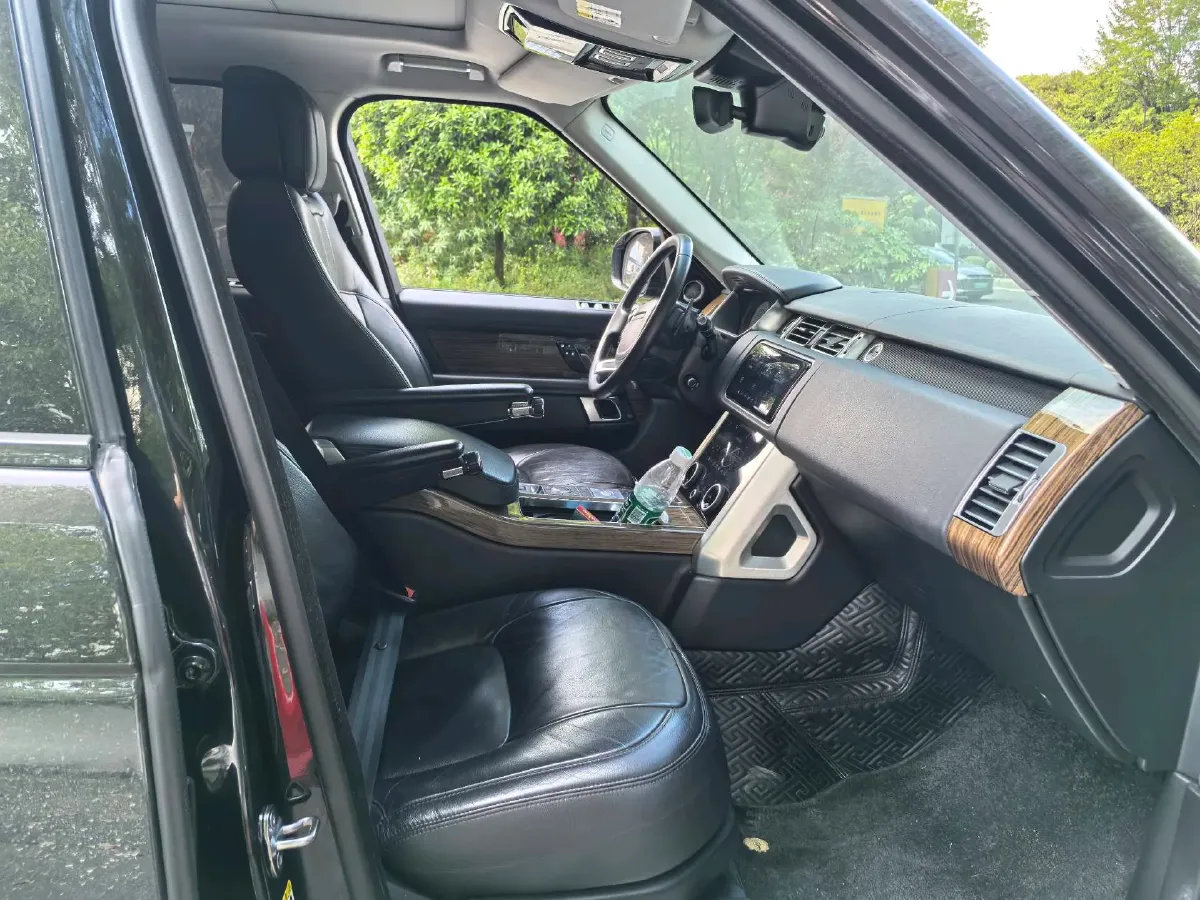 2019 BMW X7 3.0T 340HP L6 8AT,autocango,china used car exporter,china ev exporter,chinese used car exporter,chinese used ev exporter