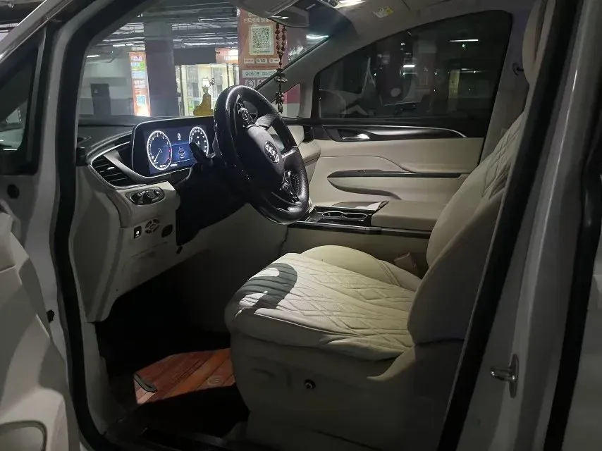 2020 Buick GL8 2.0T 237HP L4 9AT,autocango,china used car exporter,china ev exporter,chinese used car exporter,chinese used ev exporter
