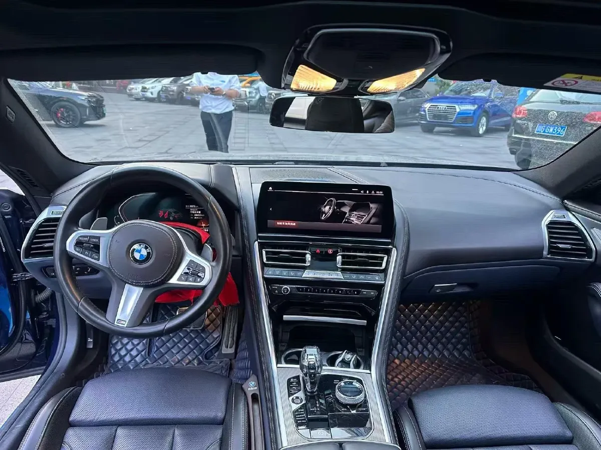 2022 BMW 8 Series 3.0T 333HP L6 8AT,autocango,china used car exporter,china ev exporter,chinese used car exporter,chinese used ev exporter