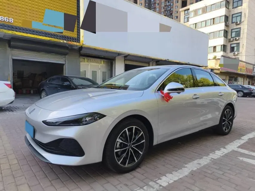 2025 Roewe D7 1.5L 112HP L4 1DHT PHEV 19.7KWH,autocango,china used car exporter,china ev exporter,chinese used car exporter,chinese used ev exporter