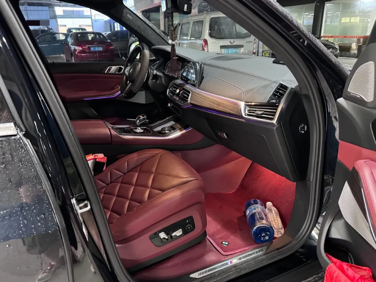 2022 BMW X5 3.0T 333HP L6 8AT,autocango,china used car exporter,china ev exporter,chinese used car exporter,chinese used ev exporter