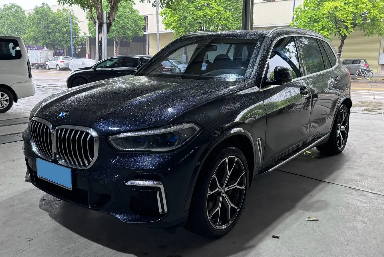 2022 BMW X5 3.0T 333HP L6 8AT,autocango,china used car exporter,china ev exporter,chinese used car exporter,chinese used ev exporter