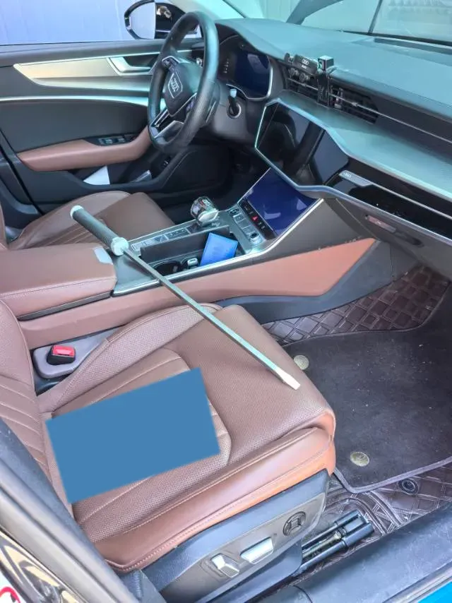 2024 Audi A6L 2.0T 190HP L4 7DCT,autocango,china used car exporter,china ev exporter,chinese used car exporter,chinese used ev exporter