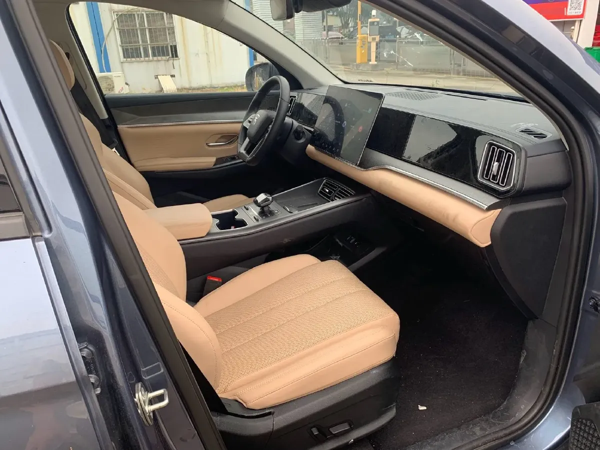 2025 BYD Song Pro 1.5L 101HP L4 E-CVT PHEV 18.3KWH,autocango,china used car exporter,china ev exporter,chinese used car exporter,chinese used ev exporter