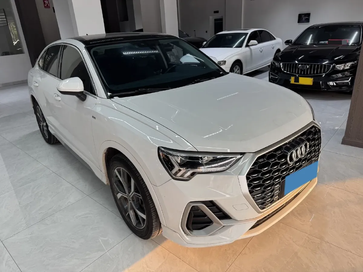 2020 Audi Q3 Sportback 2.0T 186HP L4 7DCT,autocango,china used car exporter,china ev exporter,chinese used car exporter,chinese used ev exporter