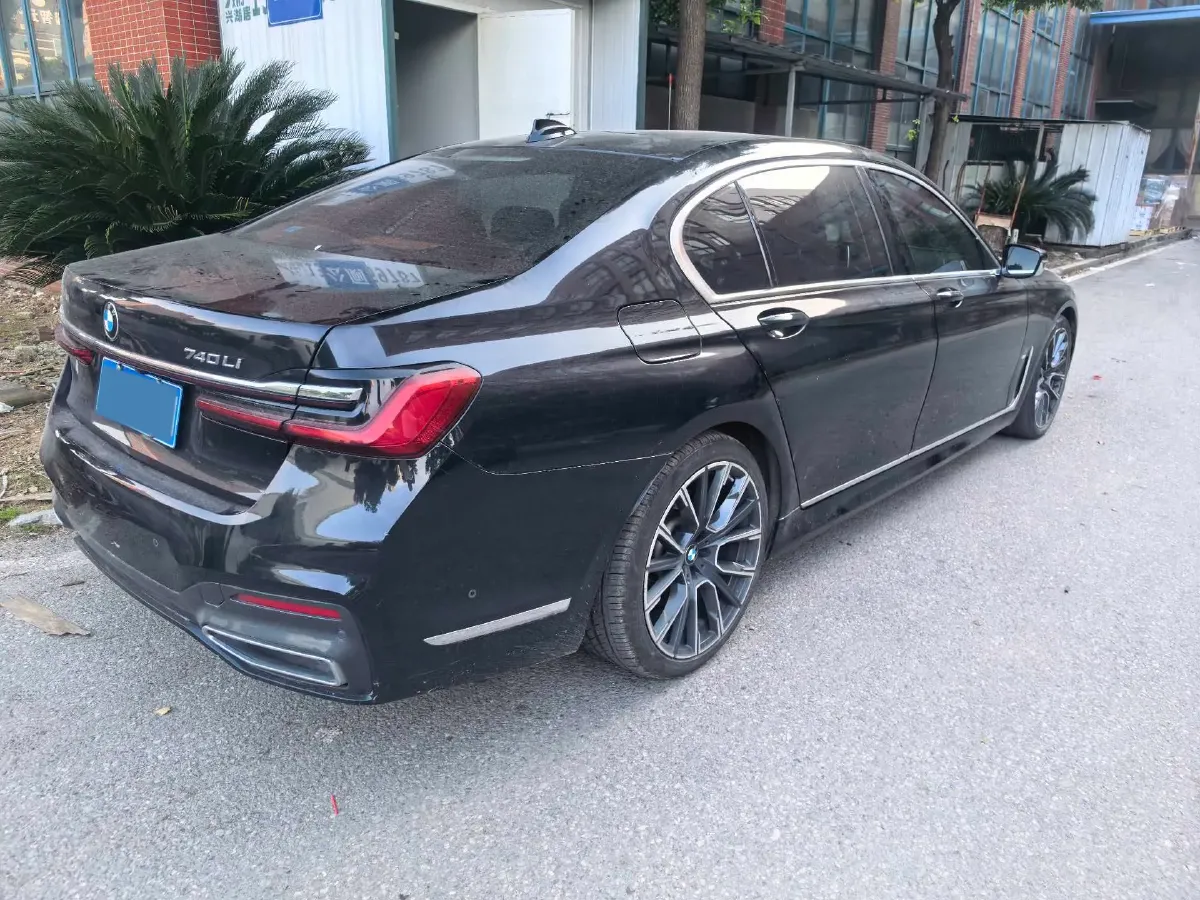 2019 BMW 7 Series 3.0T 340HP L6 8AT,autocango,china used car exporter,china ev exporter,chinese used car exporter,chinese used ev exporter