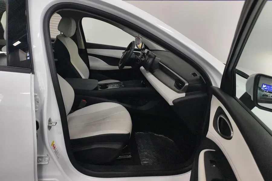 2025 BYD Seal05 DM-i 1.5L 101HP L4 E-CVT PHEV 7.68KWH,autocango,china used car exporter,china ev exporter,chinese used car exporter,chinese used ev exporter