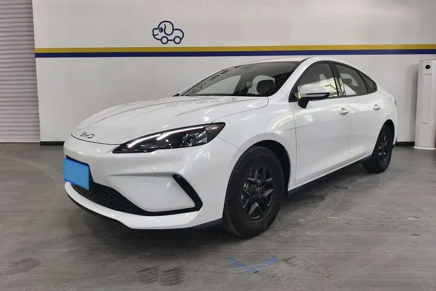2025 BYD Seal05 DM-i 1.5L 101HP L4 E-CVT PHEV 7.68KWH,autocango,china used car exporter,china ev exporter,chinese used car exporter,chinese used ev exporter