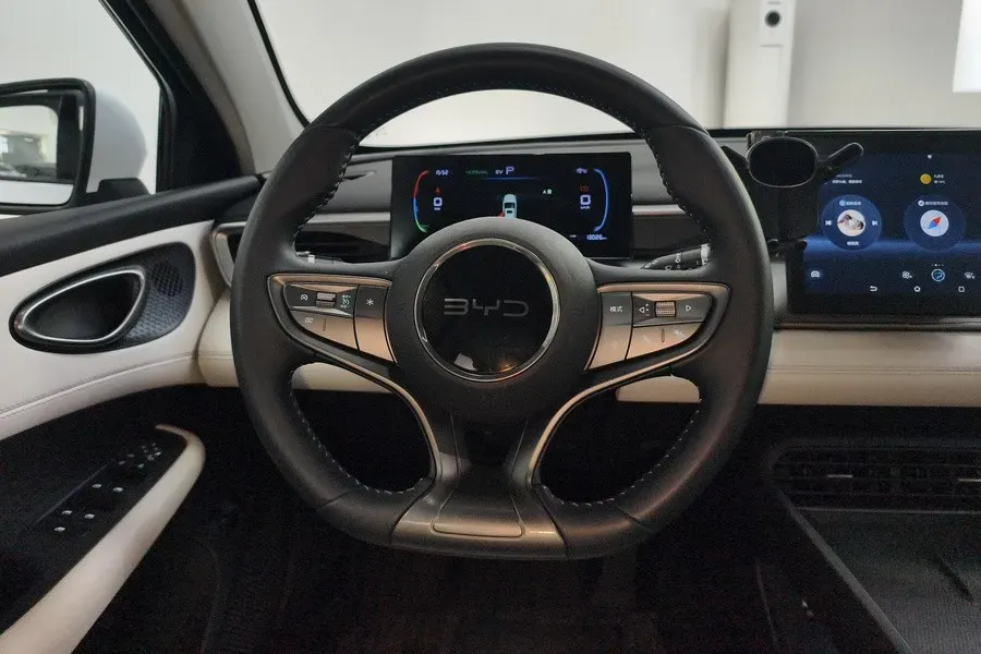 2025 BYD Seal05 DM-i 1.5L 101HP L4 E-CVT PHEV 7.68KWH,autocango,china used car exporter,china ev exporter,chinese used car exporter,chinese used ev exporter