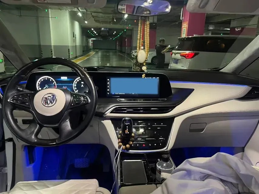 2022 Buick GL8 2.0T 237HP L4 9AT,autocango,china used car exporter,china ev exporter,chinese used car exporter,chinese used ev exporter