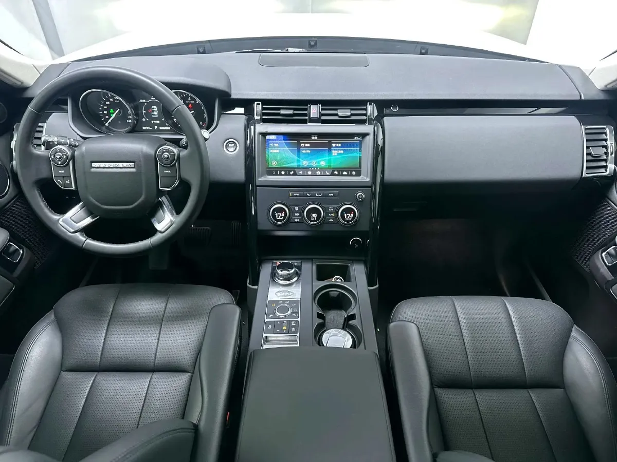 2018 Land Rover Discovery 3.0T 340HP V6 8AT,autocango,china used car exporter,china ev exporter,chinese used car exporter,chinese used ev exporter
