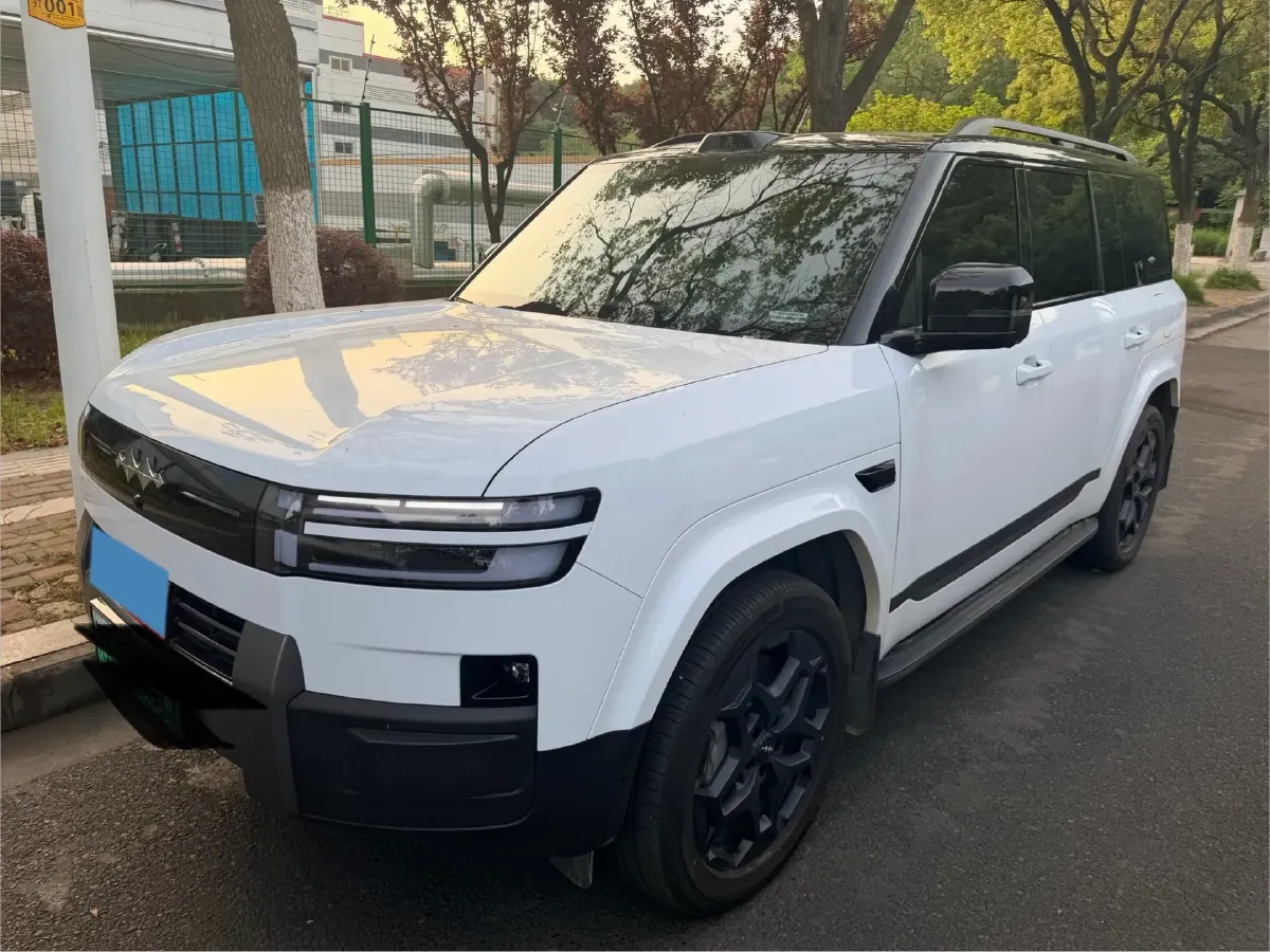 2025 FangChengBao Tai 7 1.5T 156HP L4 E-CVT PHEV,autocango,china used car exporter,china ev exporter,chinese used car exporter,chinese used ev exporter