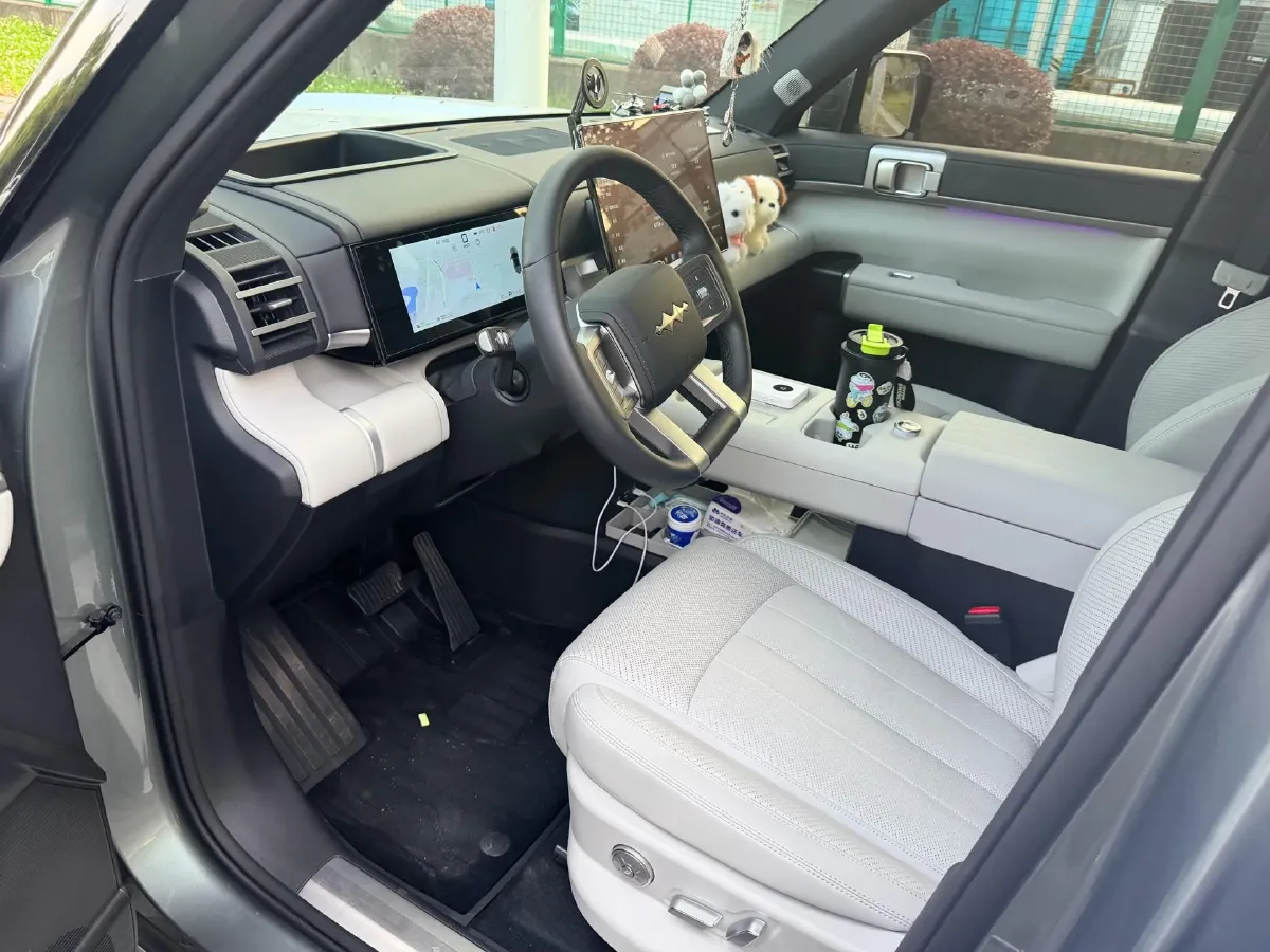 2025 FangChengBao Tai 7 1.5T 156HP L4 E-CVT PHEV,autocango,china used car exporter,china ev exporter,chinese used car exporter,chinese used ev exporter