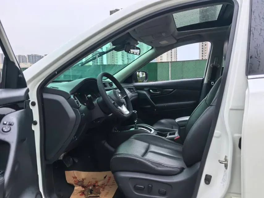 2020 Nissan X-Trail 2.0L 154HP L4 CVT,autocango,china used car exporter,china ev exporter,chinese used car exporter,chinese used ev exporter