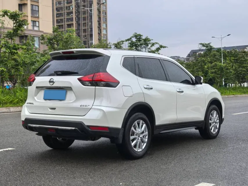 2020 Nissan X-Trail 2.0L 154HP L4 CVT,autocango,china used car exporter,china ev exporter,chinese used car exporter,chinese used ev exporter