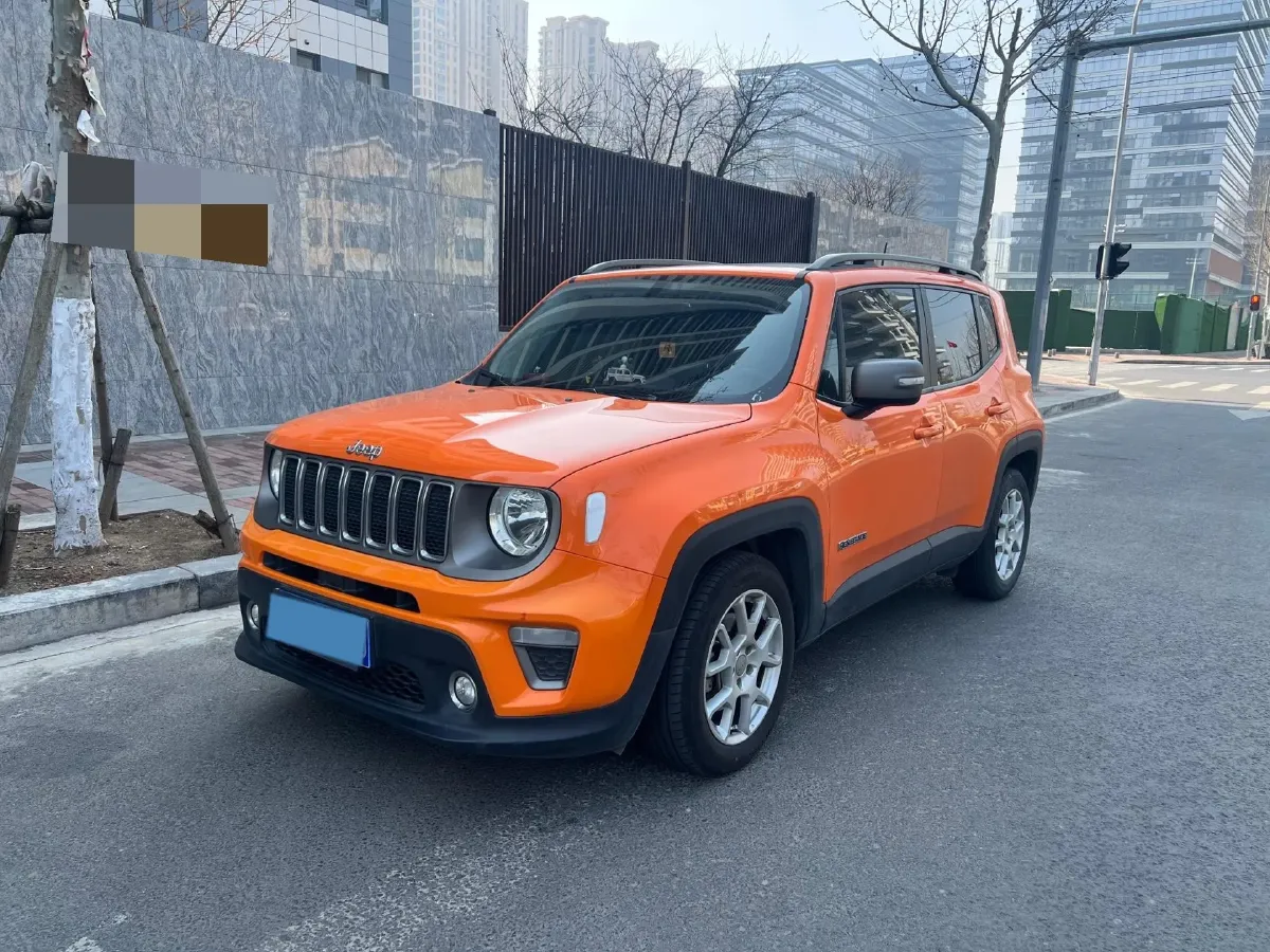2019 Jeep Renegade 1.3T 173HP L4 7DCT,autocango,china used car exporter,china ev exporter,chinese used car exporter,chinese used ev exporter