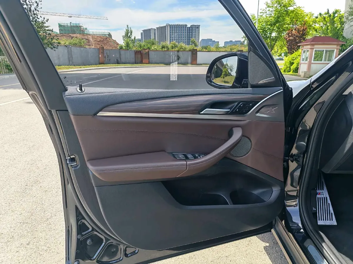 2020 BMW X3 2.0T 224HP L4 8AT,autocango,china used car exporter,china ev exporter,chinese used car exporter,chinese used ev exporter