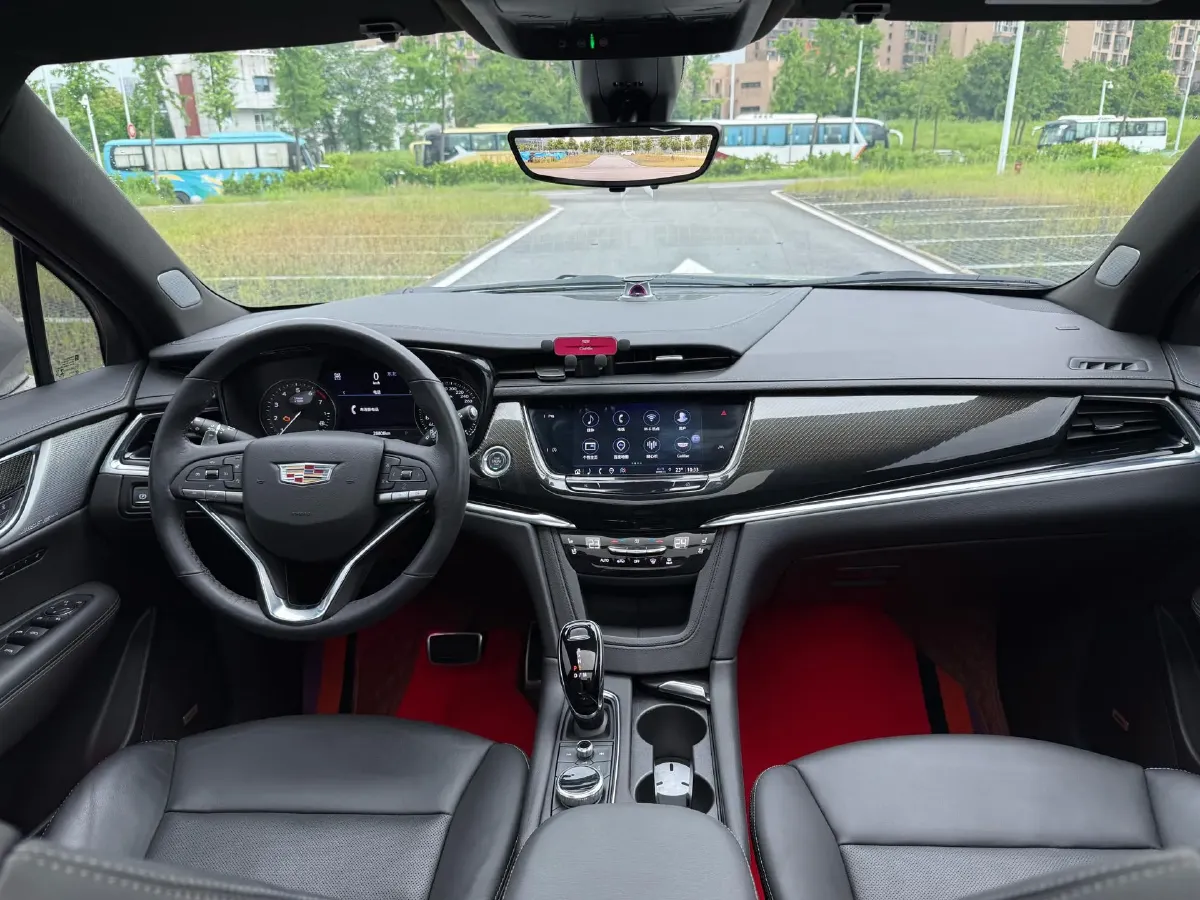 2022 Cadillac XT6 2.0T 237HP L4 9AT,autocango,china used car exporter,china ev exporter,chinese used car exporter,chinese used ev exporter