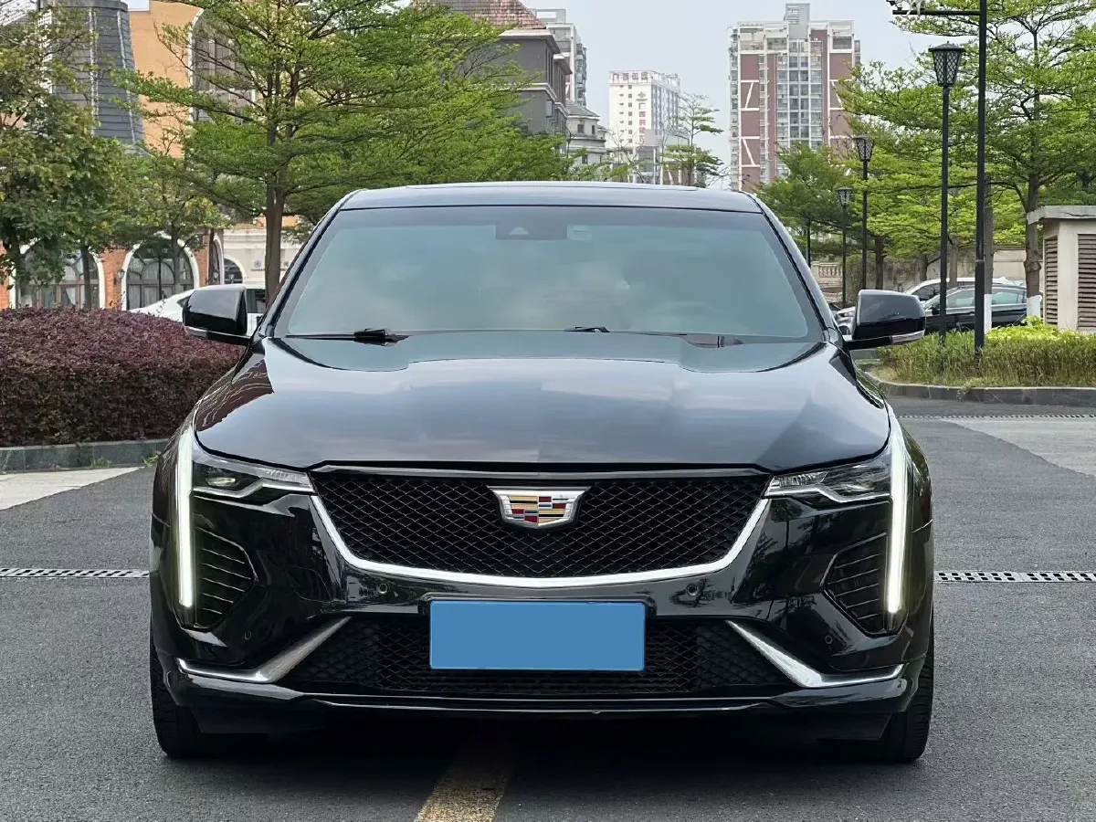 2021 Cadillac CT4 2.0T 237HP L4 8AT,autocango,china used car exporter,china ev exporter,chinese used car exporter,chinese used ev exporter