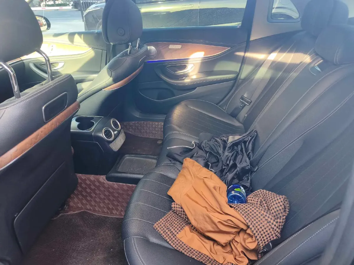 2020 Mercedes-Benz E Class 2.0T 258HP L4 9AT,autocango,china used car exporter,china ev exporter,chinese used car exporter,chinese used ev exporter