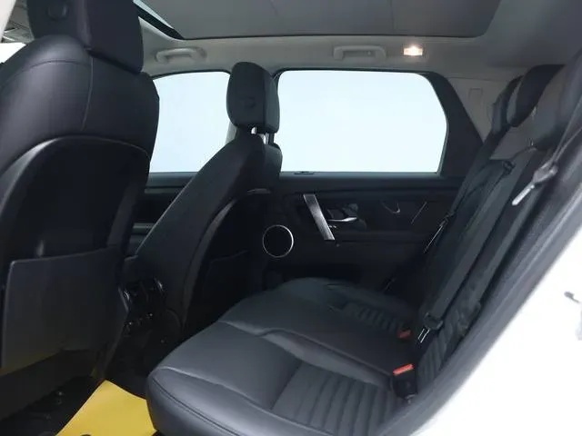2020 Land Rover Discovery Sport 2.0T 200HP L4 9AT,autocango,china used car exporter,china ev exporter,chinese used car exporter,chinese used ev exporter