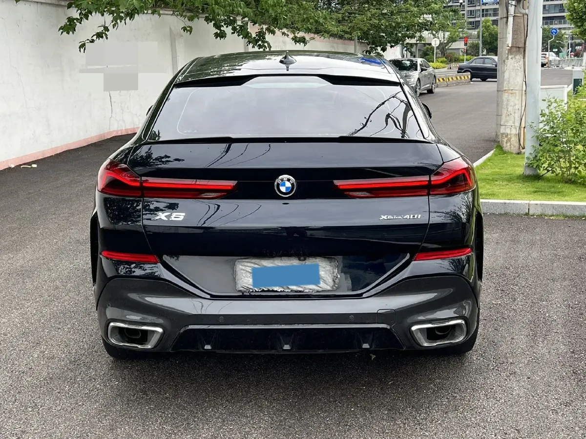 2021 BMW X6 3.0T 340HP L6 8AT,autocango,china used car exporter,china ev exporter,chinese used car exporter,chinese used ev exporter