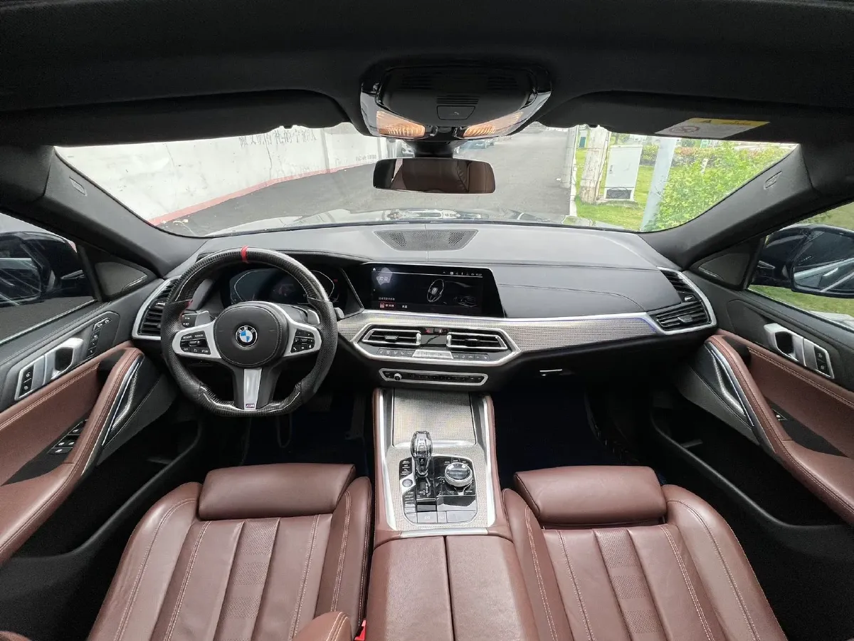2021 BMW X6 3.0T 340HP L6 8AT,autocango,china used car exporter,china ev exporter,chinese used car exporter,chinese used ev exporter