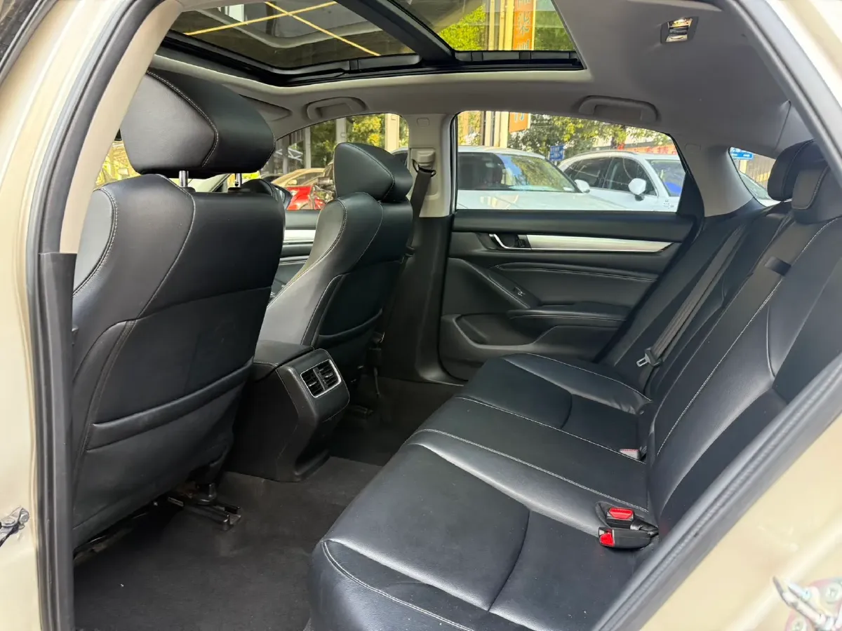 2019 Honda Inspire 1.5T 194HP L4 CVT,autocango,china used car exporter,china ev exporter,chinese used car exporter,chinese used ev exporter