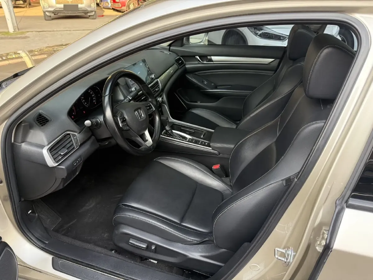 2019 Honda Inspire 1.5T 194HP L4 CVT,autocango,china used car exporter,china ev exporter,chinese used car exporter,chinese used ev exporter