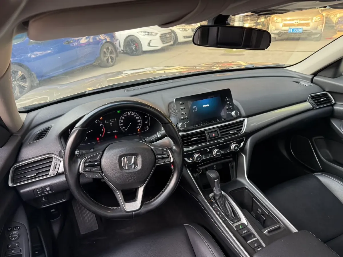 2019 Honda Inspire 1.5T 194HP L4 CVT,autocango,china used car exporter,china ev exporter,chinese used car exporter,chinese used ev exporter