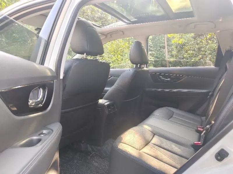 2022 Nissan X-Trail 2.0L 151HP L4 CVT,autocango,china used car exporter,china ev exporter,chinese used car exporter,chinese used ev exporter