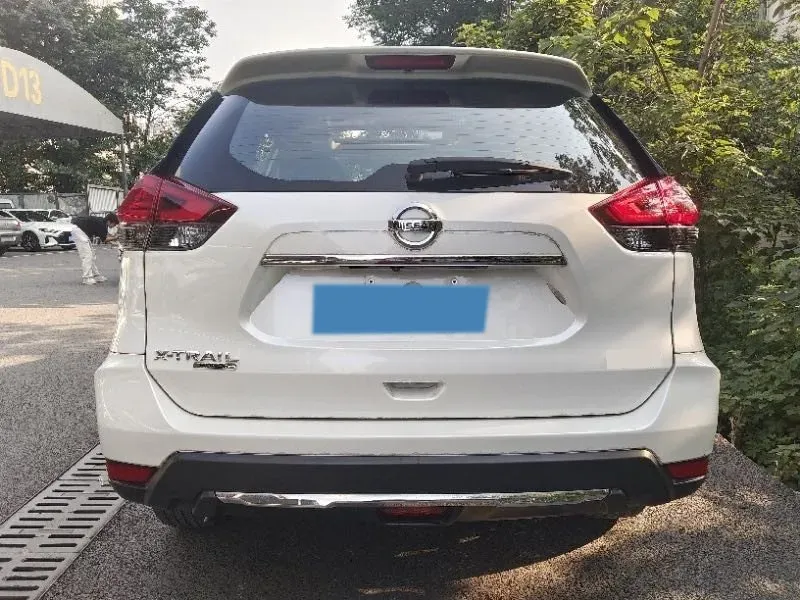 2022 Nissan X-Trail 2.0L 151HP L4 CVT,autocango,china used car exporter,china ev exporter,chinese used car exporter,chinese used ev exporter