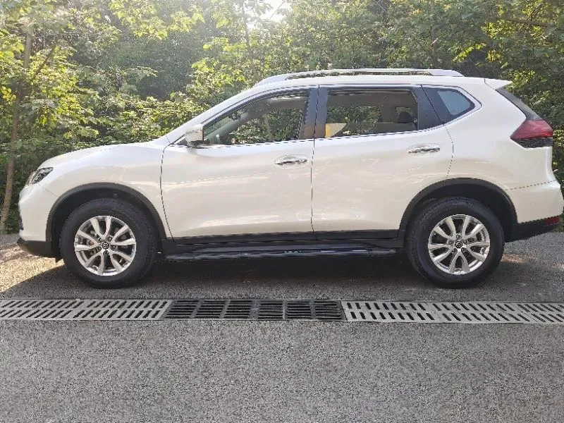 2022 Nissan X-Trail 2.0L 151HP L4 CVT,autocango,china used car exporter,china ev exporter,chinese used car exporter,chinese used ev exporter
