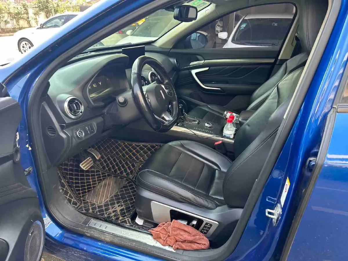 2017 WEY VV7 2.0T 234HP L4 7DCT,autocango,china used car exporter,china ev exporter,chinese used car exporter,chinese used ev exporter