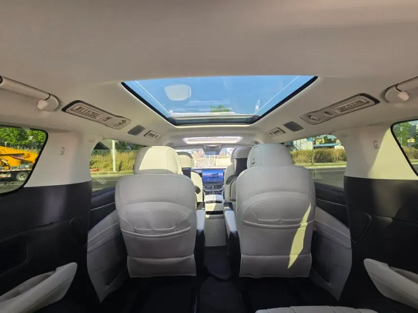 2025 Denza D9 1.5T 156HP L4 E-CVT PHEV 40KWH,autocango,china used car exporter,china ev exporter,chinese used car exporter,chinese used ev exporter
