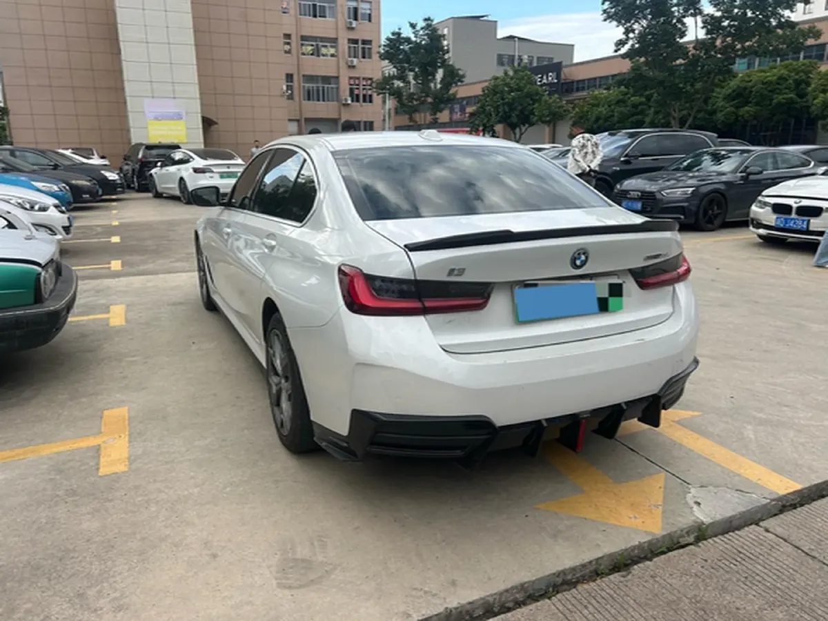 2025 BMW i3 BEV 70KWH,autocango,china used car exporter,china ev exporter,chinese used car exporter,chinese used ev exporter
