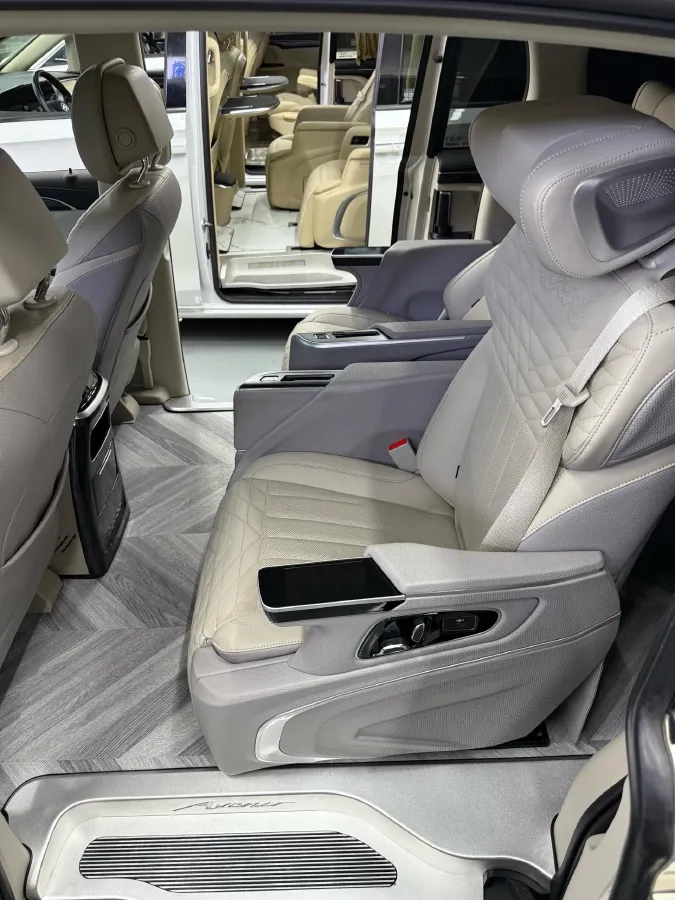 2022 Buick GL8 2.0T 237HP L4 9AT,autocango,china used car exporter,china ev exporter,chinese used car exporter,chinese used ev exporter