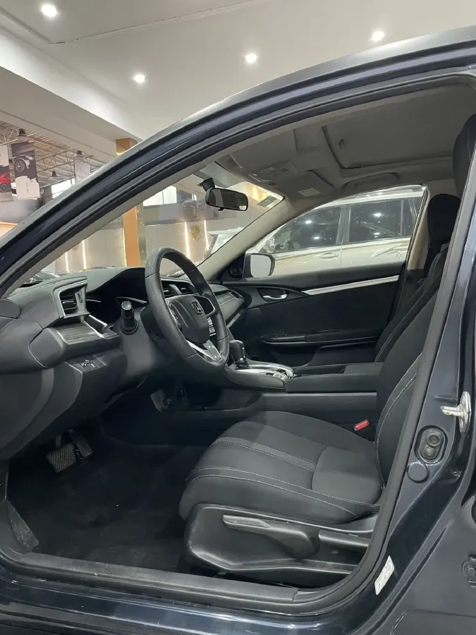 2019 Honda Civic 1.5T 177HP L4 CVT,autocango,china used car exporter,china ev exporter,chinese used car exporter,chinese used ev exporter