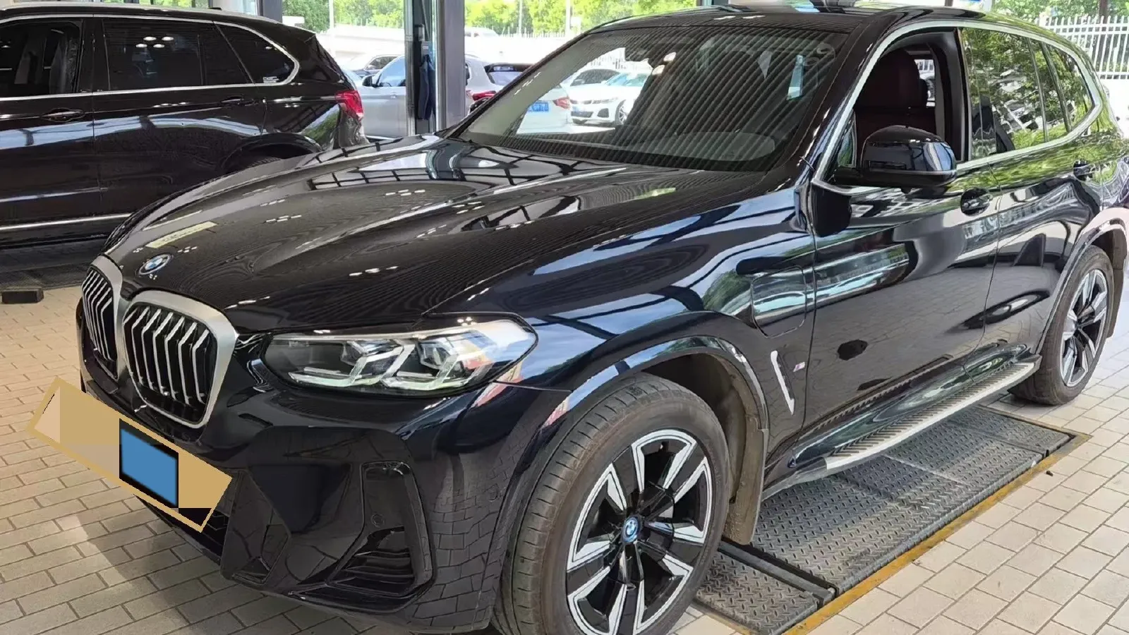 2022 BMW iX3 BEV 80KWH,autocango,china used car exporter,china ev exporter,chinese used car exporter,chinese used ev exporter