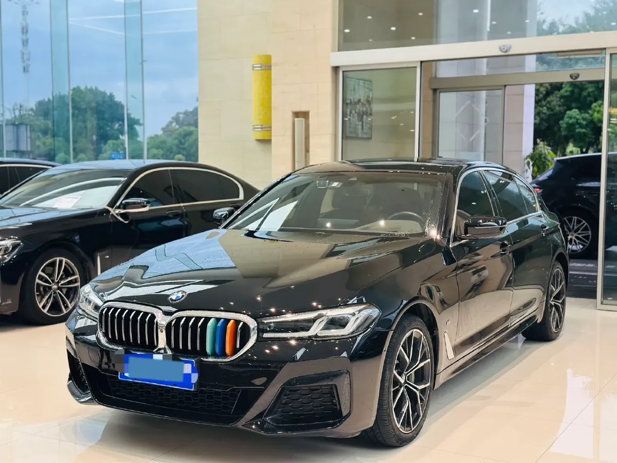 2021 BMW 5 Series 2.0T 252HP L4 8AT,autocango,china used car exporter,china ev exporter,chinese used car exporter,chinese used ev exporter