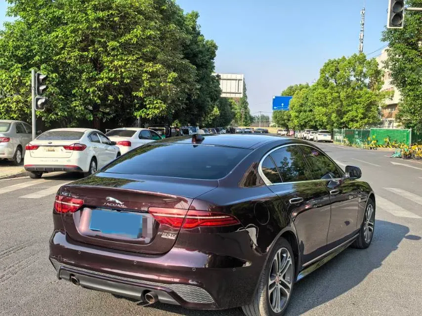 2020 Jaguar XEL 2.0T 200HP L4 8AT,autocango,china used car exporter,china ev exporter,chinese used car exporter,chinese used ev exporter