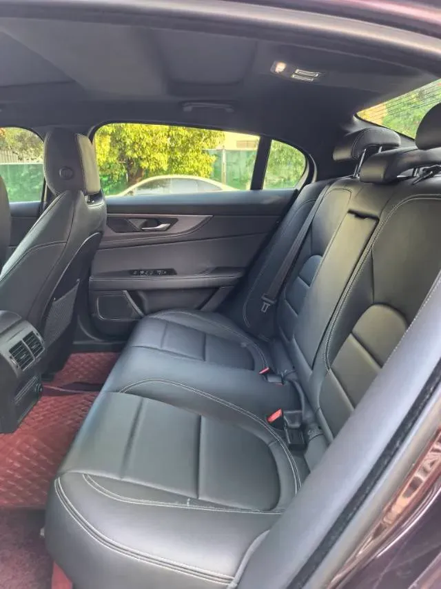 2020 Jaguar XEL 2.0T 200HP L4 8AT,autocango,china used car exporter,china ev exporter,chinese used car exporter,chinese used ev exporter